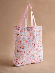 بطبعة أزهار ناعمة مائية - حقيبة تسوق قابلة للطي من Cath Kidston - صورة 3 من 6