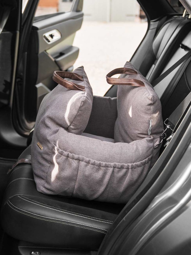 Lords and Labradors Truffle Easy Traveller Dog Car Seat - Image 3 of 3
