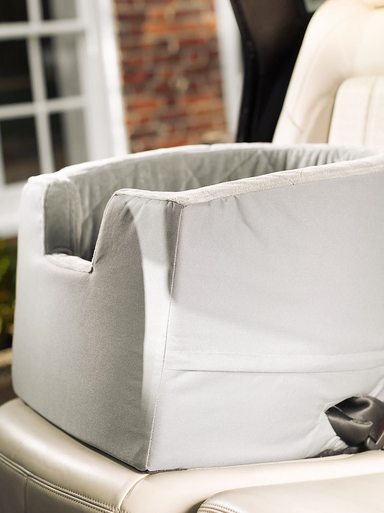 Lords and Labradors Grey Dog Car Booster Seat - Image 2 of 3 Lords and Labradors Grey Dog Car Booster Seat - Image 2 of 3