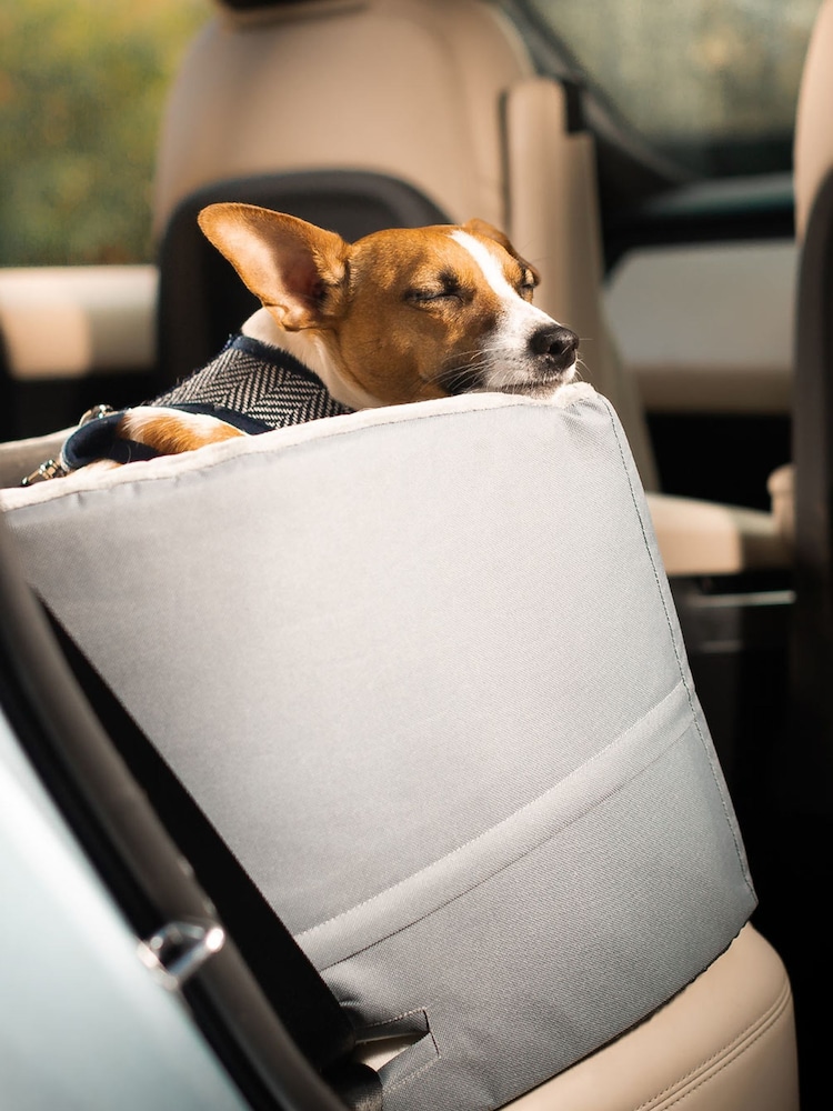 Lords and Labradors Grey Dog Car Booster Seat - Image 3 of 3