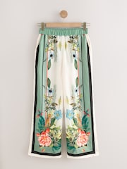 B by Ted Baker Green Floral Satin Jersey Short Set Pyjamas - Bild 10 von 12