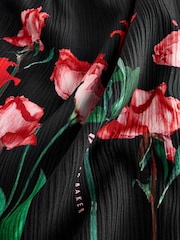 B by Ted Baker Crinkle Black Rose Shorts Set - Image 11 of 11
