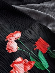 B by Ted Baker Crinkle Black Rose Robe - Image 11 of 12