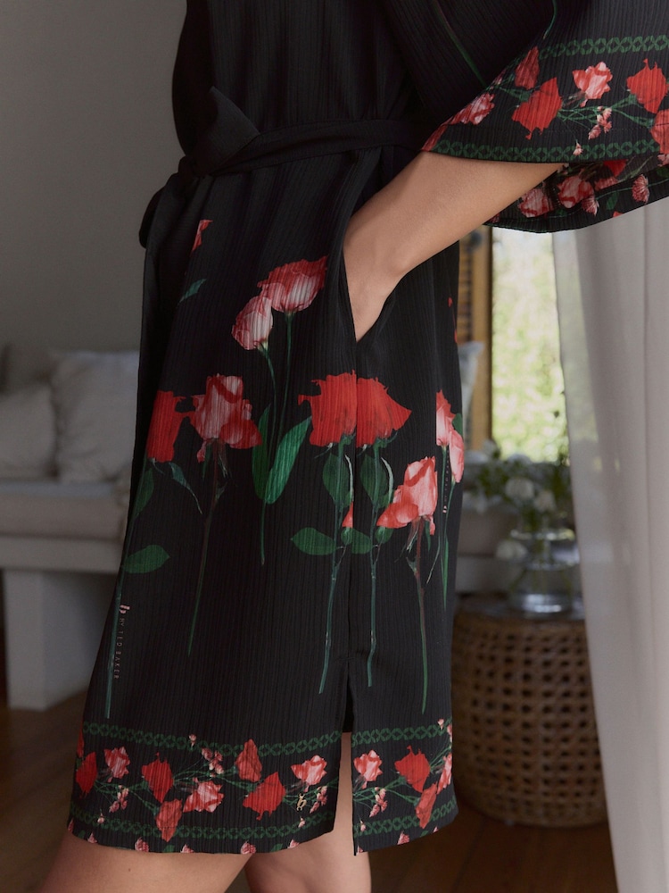 Peignoir B by Ted Baker rose noir froissé - Image 3 of 4