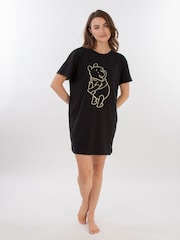 Brands In Black Disney Winnie The Pooh Pose 100% Cotton Women Nightdress - Image 1 of 2