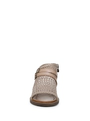 ذهبي - Blowfish Malibu Dream Woven Sandals - صورة 3 من 6