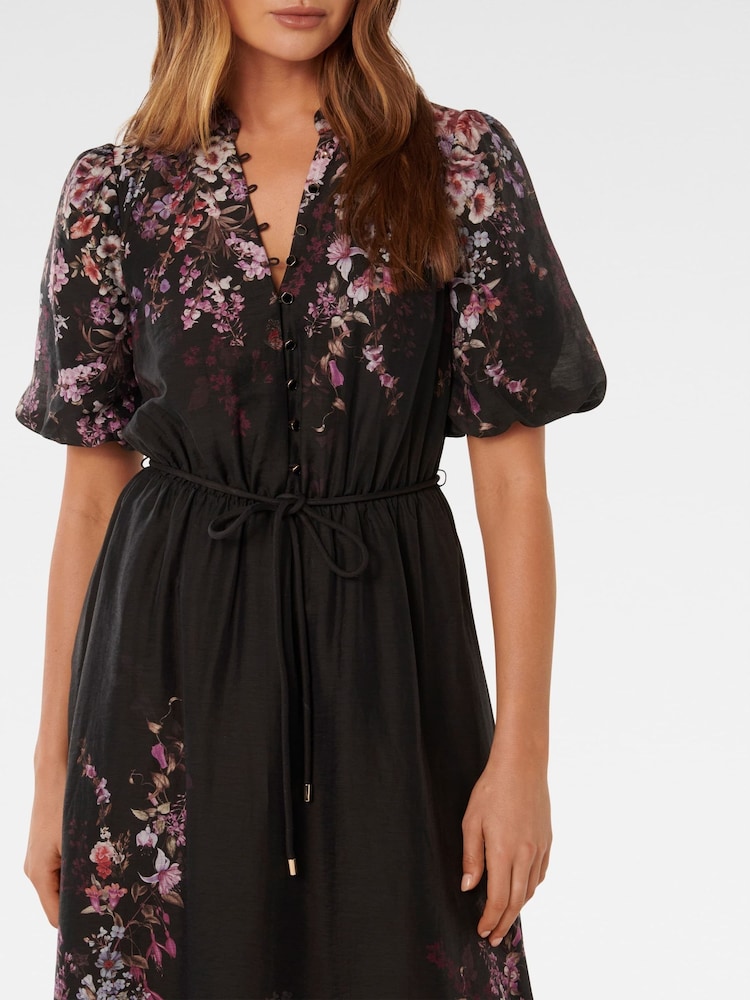 Rochie midi imprimată Forever New Adele cu o notă de in - Imaginea 3 din 3 Rochie midi imprimată Forever New Adele cu o notă de in - Imaginea 3 din 3