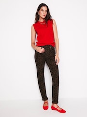 Vaqueros girlfriend con diseño de leopardo de Boden - Imagen 4 de 7