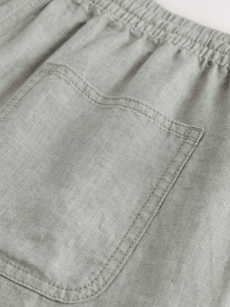 Sage Green Signature 100% Linen Elasticated Waist Shorts - Image 9 of 10