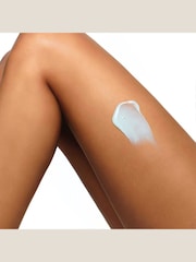 Clarins Energizing Emulsion for Tired Legs - Image 2 of 5