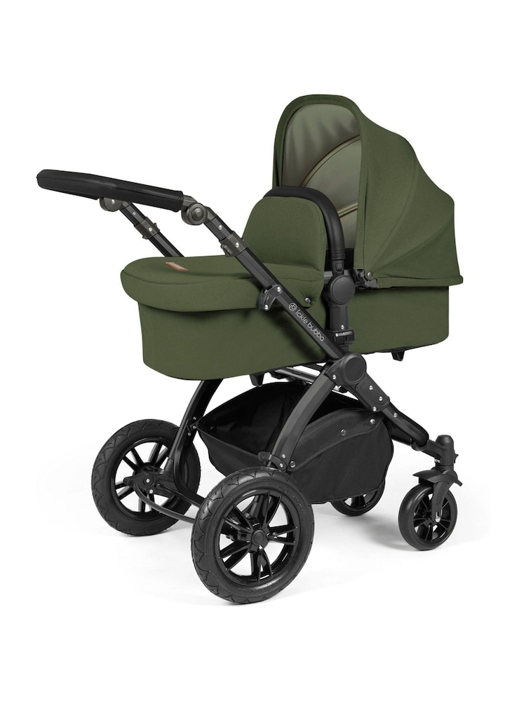 Ickle Bubba Black/Woodland Stomp Luxe All in One i-Size Travel System with ISOFIX Base - Image 2 of 6