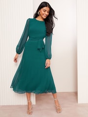 Friends Like These Blue Pleated Chiffon Flutter Sleeve Midi Dress - Image 3 of 4