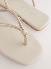 Bone Leather Standard/Wide Fit Forever Comfort® Square Toe Knotted Toe Thong - Image 9 of 10