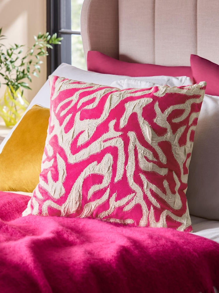 Abstract Velvet Dune Cushion - Bild 1 von 5 Abstract Velvet Dune Cushion - Bild 1 von 5