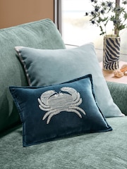 Embroidered Island Crab Cushion - Imagem 1 de 4