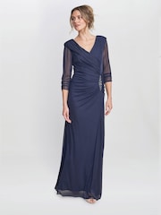 Gina Bacconi Georgina Maxi-Kleid mit Kragendetail und Perlenbesatz in Blau - Bild 1 von 5