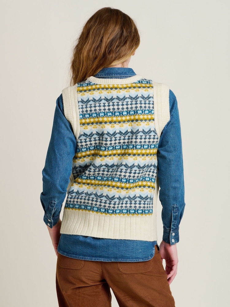 Brakeburn Cream Fairisle Pattern Knitted Vest - Image 2 of 4