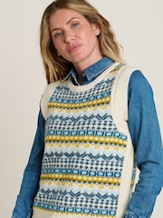 Brakeburn Cream Fairisle Pattern Knitted Vest - Image 4 of 4
