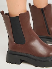 Simply Be – Chelsea-Stiefeletten mit breiter Passform und dicker Sohle - Bild 3 von 4