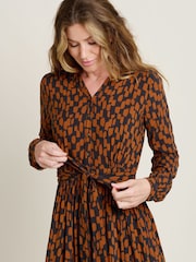 Brakeburn Orange Brush Strokes Maxi Shirt Dress - Image 4 of 5