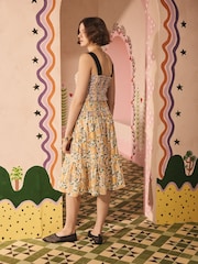 Cath Kidston Yellow Strawberry Garden Ruched Midi 100% Cotton Dress - Image 4 of 7