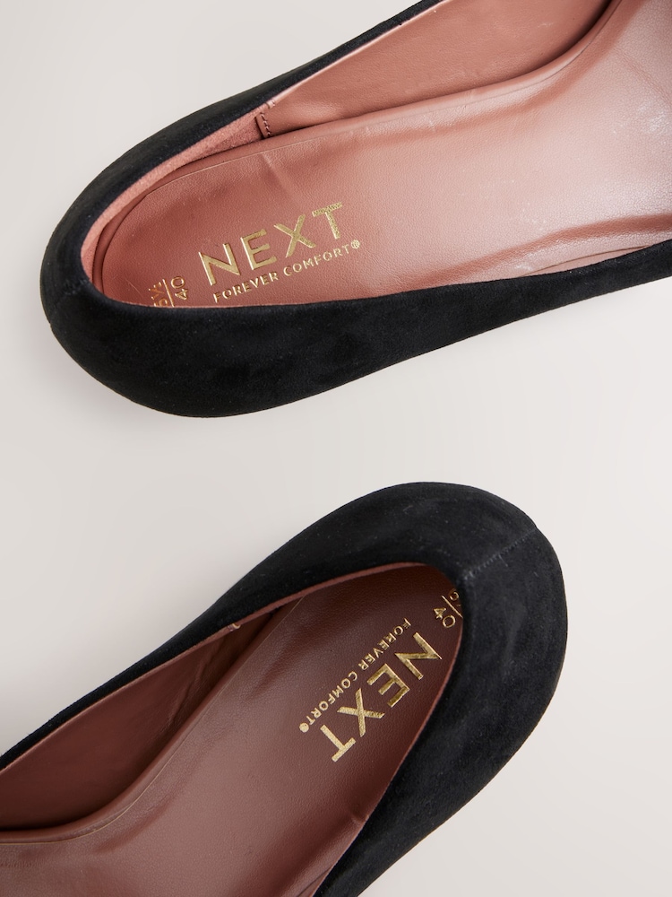 Black Forever Comfort® Point Toe Kitten Heels - Image 10 of 10