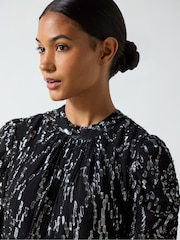 Ro&Zo Silver Foil Puff Sleeve Top - Image 4 of 4