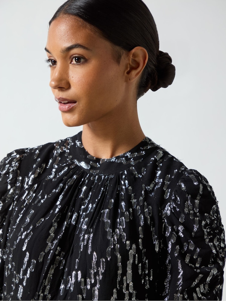 Ro&Zo Silver Foil Puff Sleeve Top - Image 4 of 4
