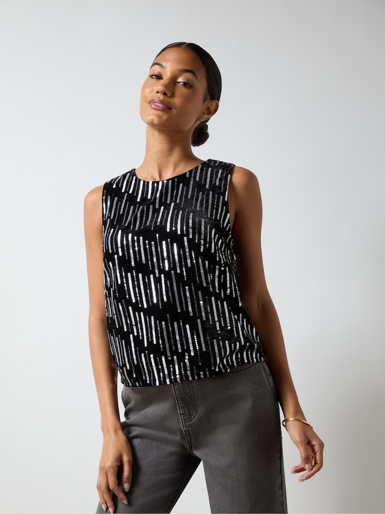 Ro&Zo Black Embellished Velvet Shell Top - Image 2 of 5
