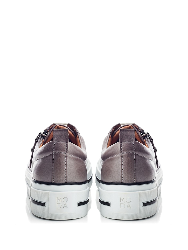 Moda In Pelle FILICIAN CHUNKY LEATHER TRAINER WITH ZIP AND LACE-UP CLOSURE - Image 3 of 5