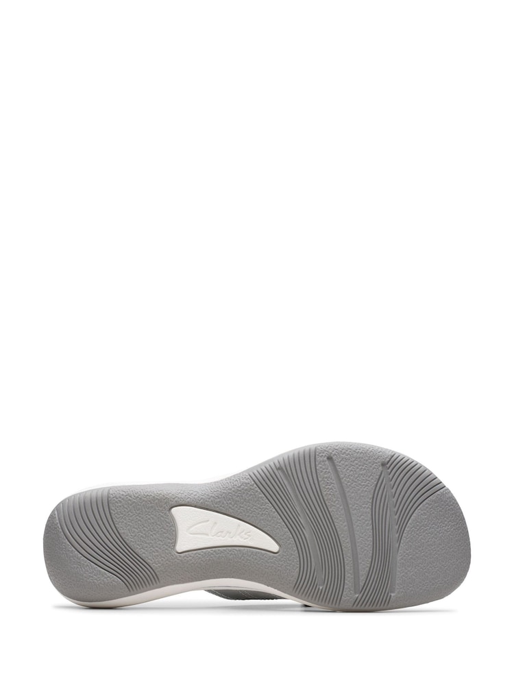 Plateado - Clarks Essentials Brinkley Toe Post Flip Flops - Imagen 7 de 7