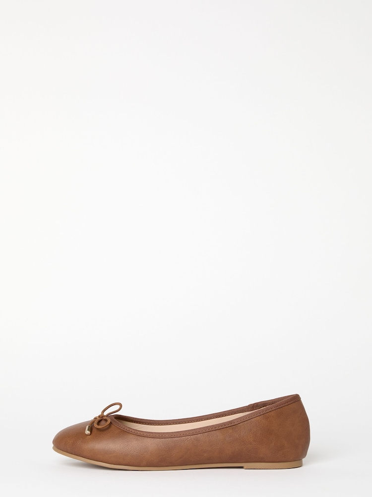 Braun - Lipsy Flat Slip On Bow Ballerinas - Bild 5 von 5 Braun - Lipsy Flat Slip On Bow Ballerinas - Bild 5 von 5