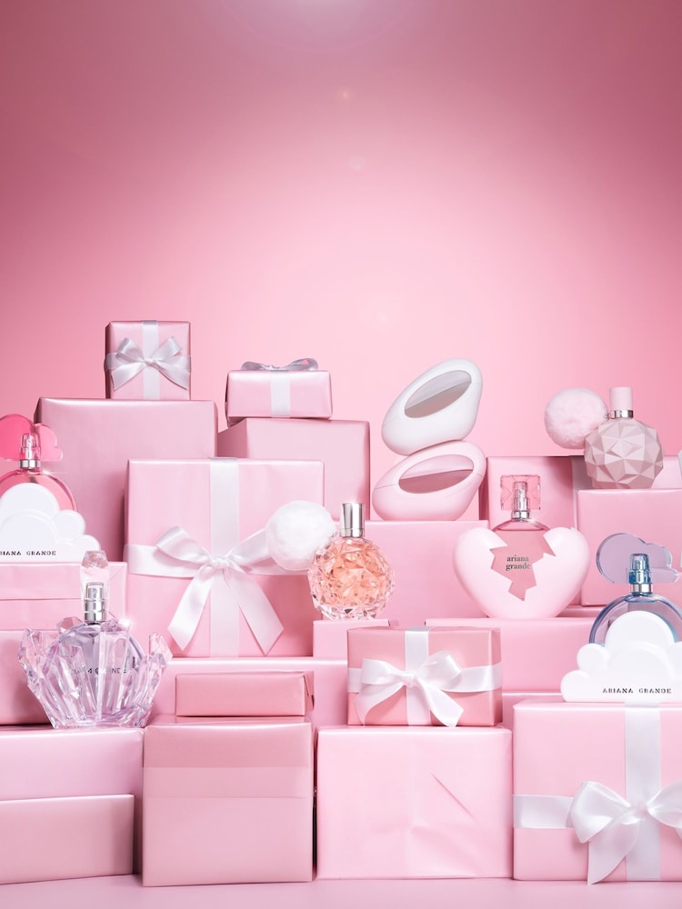 Ariana Grande MOD Blush Eau De Parfum 30ml Gift Set - Image 4 of 4