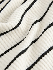 Stripe Monochrome - Robe courte texturée Seer Sucker - Image 8 of 8