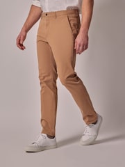 Hawes & Curtis Garment Dyed Cotton Stretch Brown Chinos - Bild 3 von 4