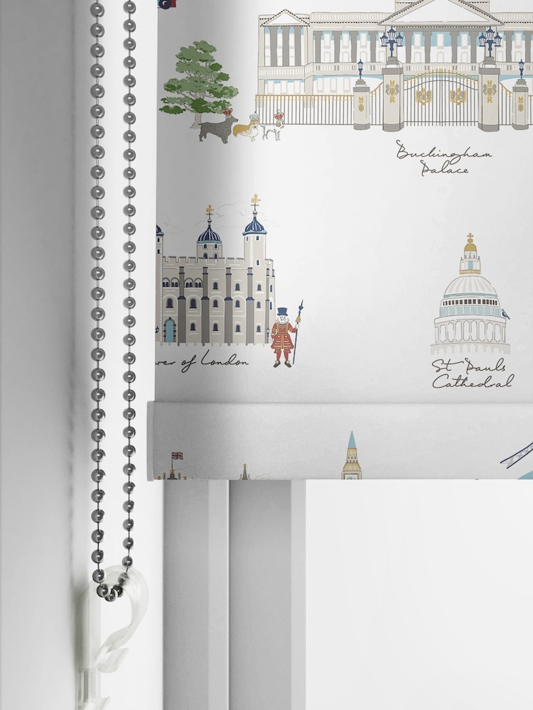 Sophie Allport White and Blue London Scene Made to Measure Roller Blind - Image 4 of 4