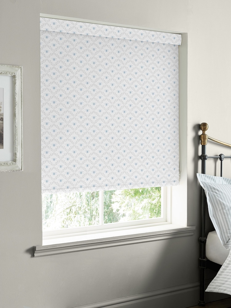 Sophie Allport White Bees and Leaves Made to Measure Roller Blind - Image 2 of 6