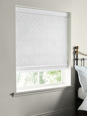 Sophie Allport White Bees and Leaves Made to Measure 100% Cotton Roman Blind - Image 5 of 6