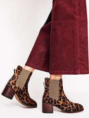 Boden Animal Leopard Print Block Heel Chelsea Boots - Image 4 of 4