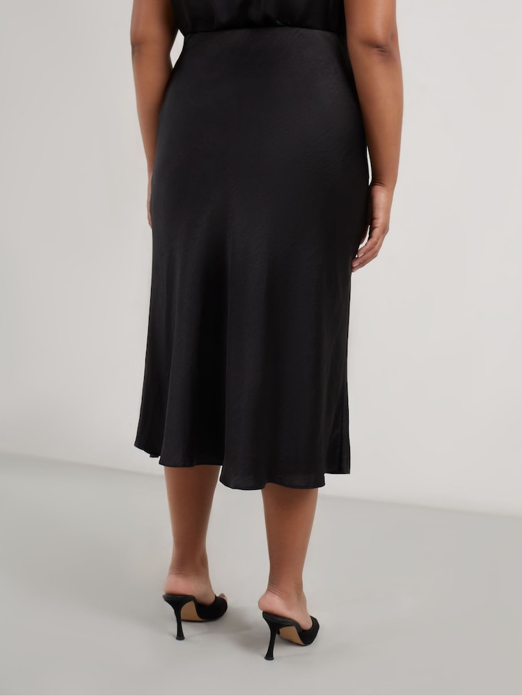 Live Unlimited Black Curve Satin Skirt - Image 4 of 4 Live Unlimited Black Curve Satin Skirt - Image 4 of 4
