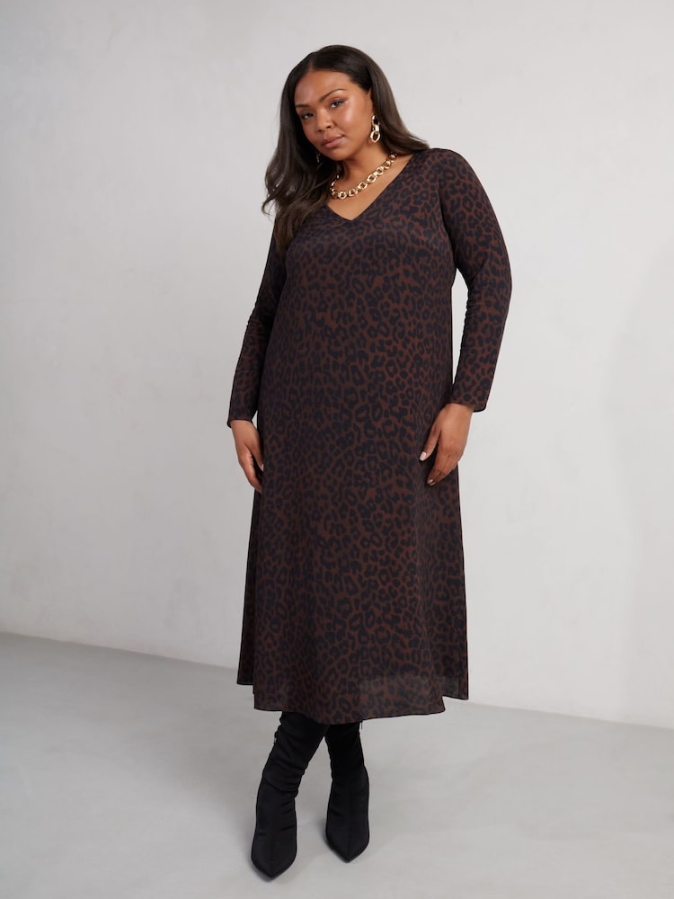 Live Unlimited Black Curve Leopard Print V-Neck Long Sleeve Midaxi Dress - Image 2 of 4