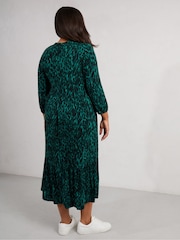 Live Unlimited Green Curve Leopard Jersey Nehru Collar Midi Dress - Image 4 of 5