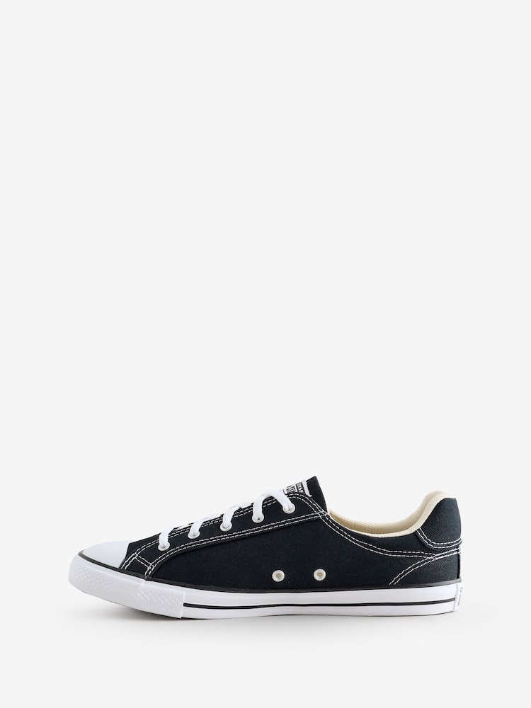 Negro - Zapatillas Dainty Lucky Bajo Chuck Taylor All Star de Converse - Imagen 2 de 9 Negro - Zapatillas Dainty Lucky Bajo Chuck Taylor All Star de Converse - Imagen 2 de 9