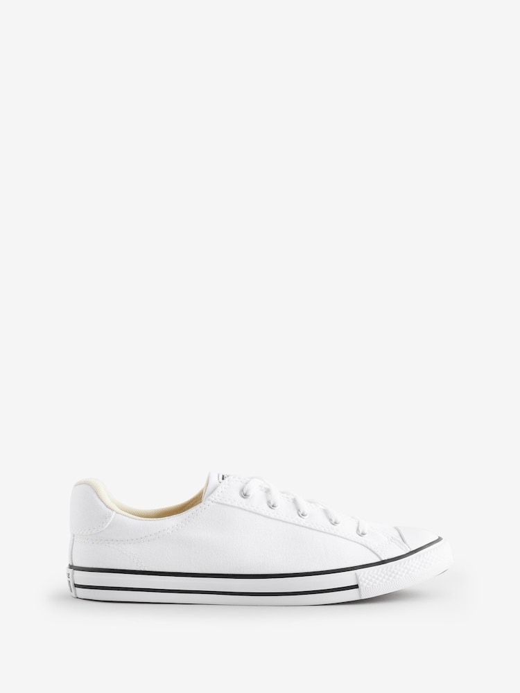 Converse White Chuck Taylor All Star Dainty Lucky Low Trainers - Image 1 of 9