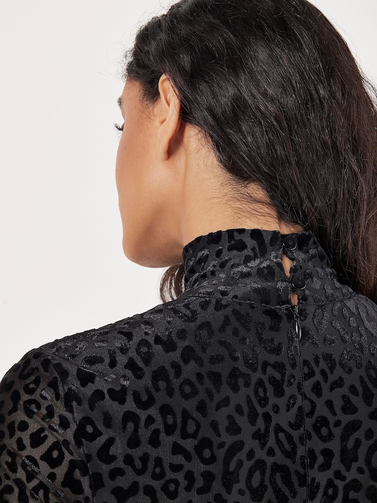 Apricot Black Animal Print Jacquard Ruched Dress - Image 2 of 4