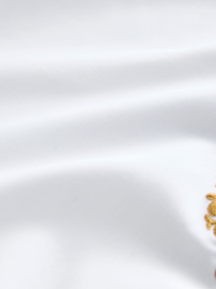 White 100% Cotton Poplin Kurta with Embroidery - Image 9 of 9