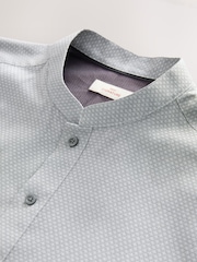Light Grey Textured 100% Cotton Signature Kurta - Image 8 of 9