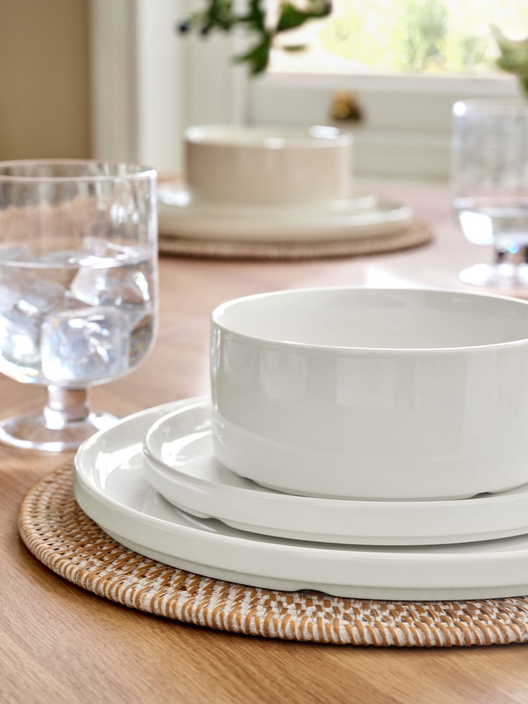 12 Piece White Flynn Dinner Set - Image 2 of 4