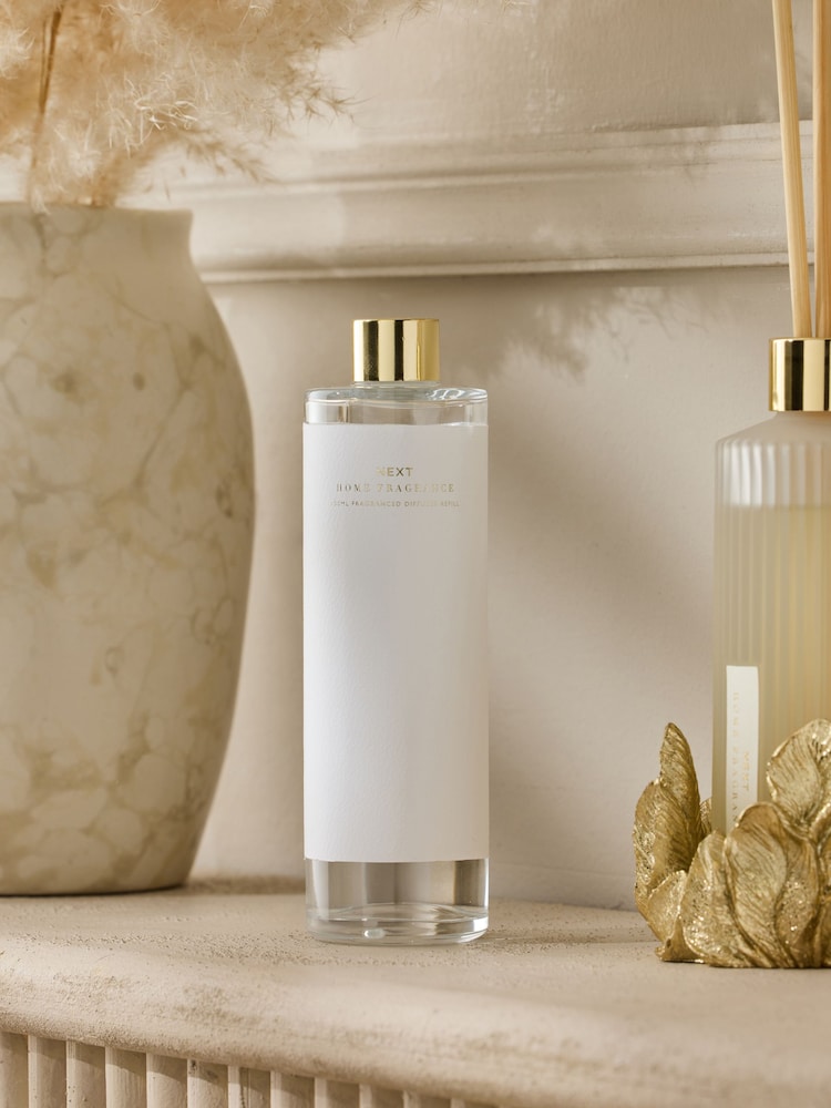 Evie Pink Pepper and Pomegranate 200ml Refill Diffuser - Image 1 of 2