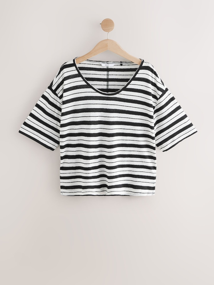 Schwarz-weiß gestreift - Linen Modal Blend Soft Touch Scoop Neck T-Shirt - Image 5 of 7